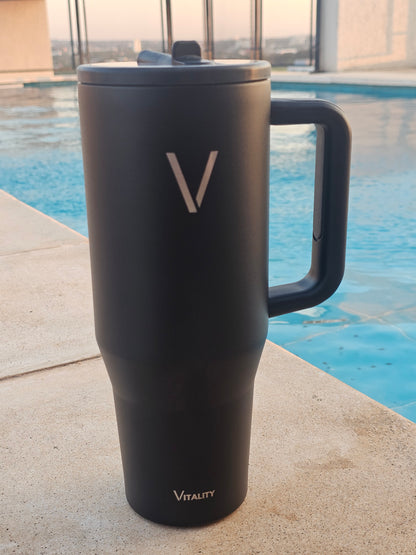 Vaso Térmico Vitality 40oz con Asa Ergonómica – Hidratación Total