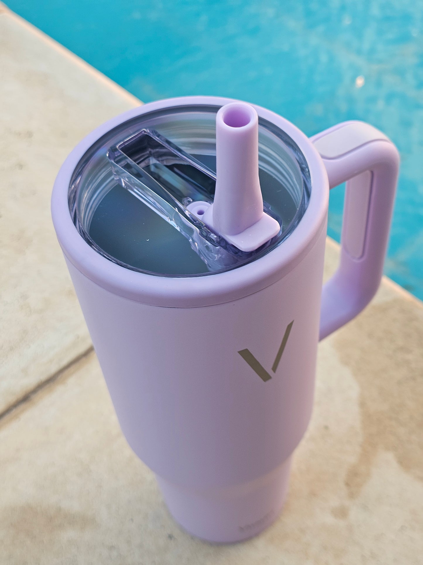 Vaso Térmico Vitality 40oz con Asa Ergonómica – Hidratación Total