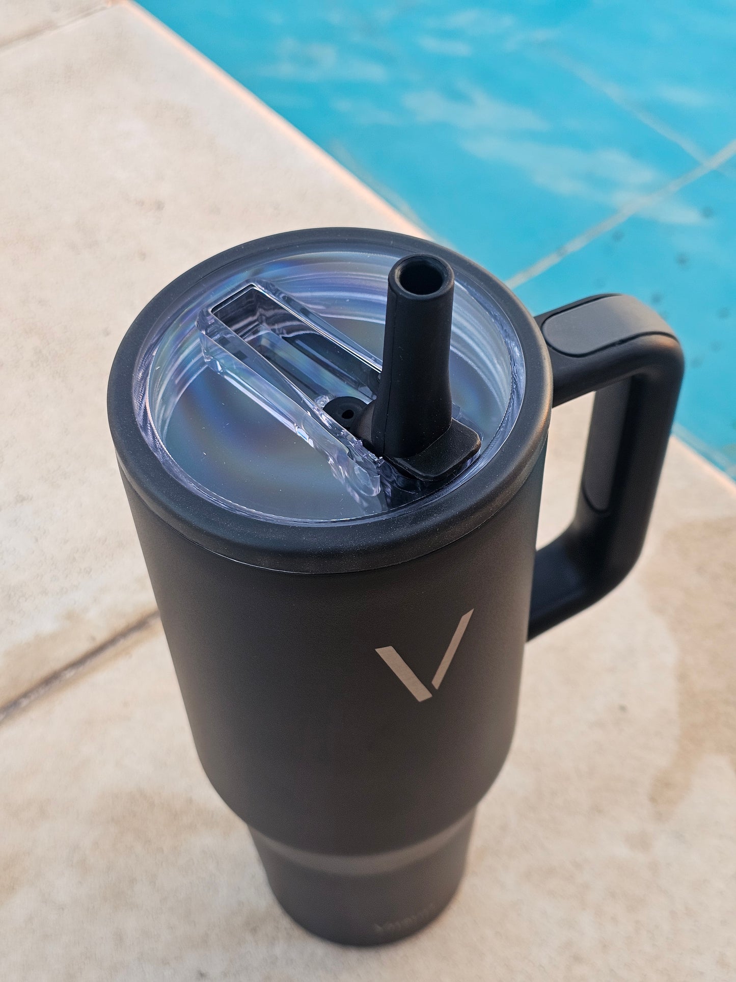 Vaso Térmico Vitality 40oz con Asa Ergonómica – Hidratación Total